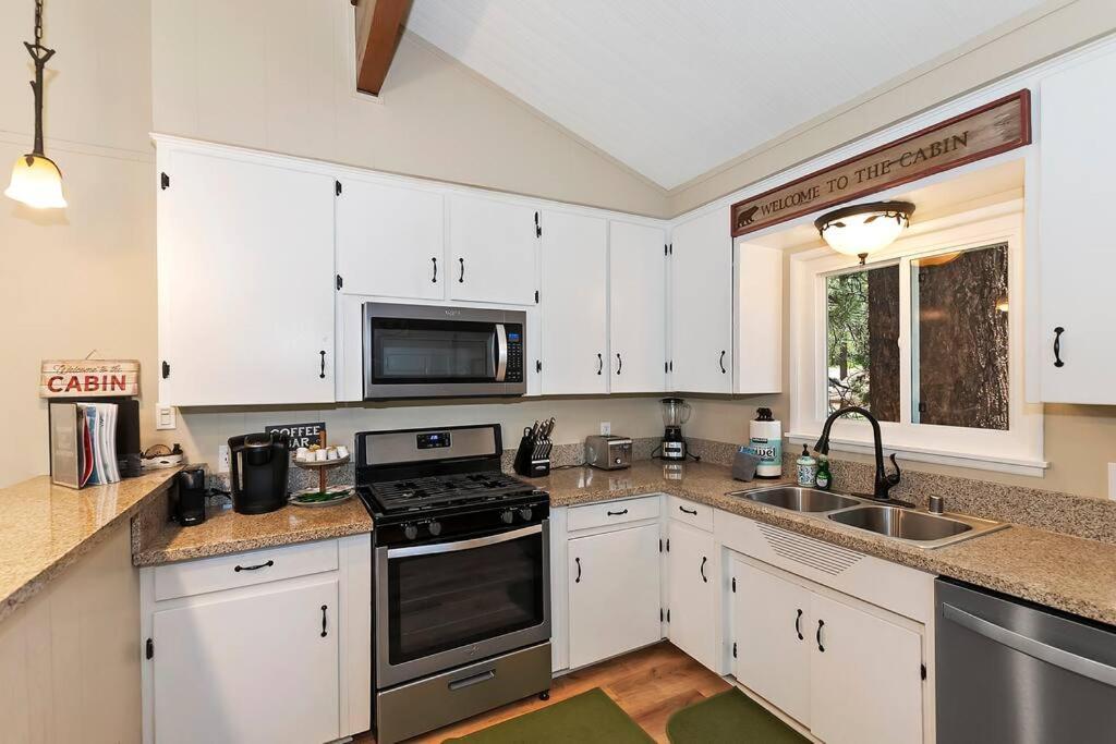 Chalet Monterey W/Hot Tub - Big Decks/Bbq Villa Big Bear Lake Eksteriør billede