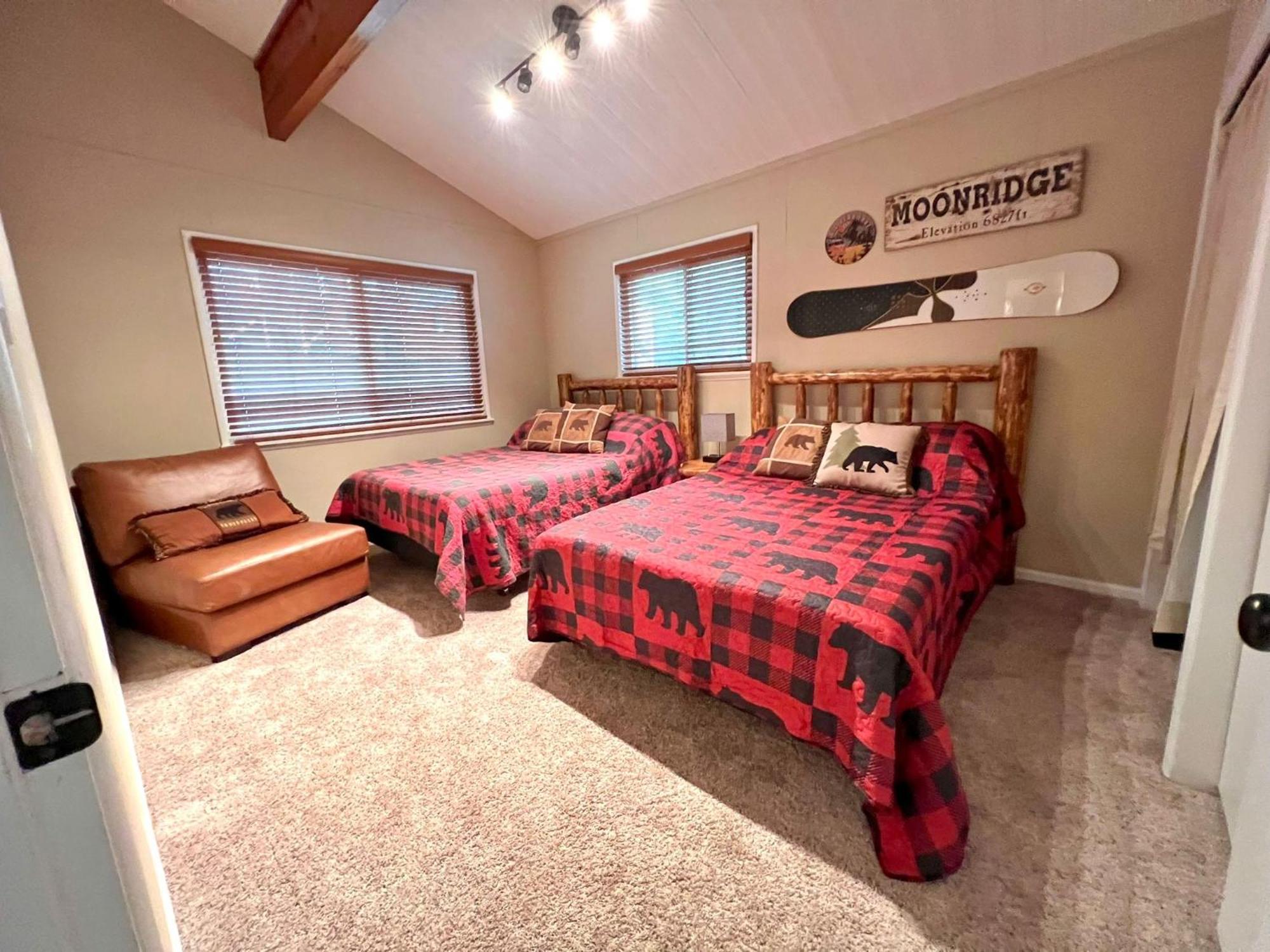 Chalet Monterey W/Hot Tub - Big Decks/Bbq Villa Big Bear Lake Eksteriør billede