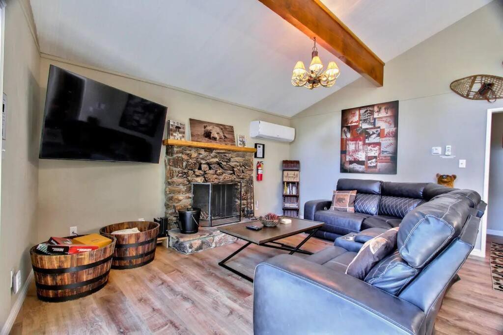 Chalet Monterey W/Hot Tub - Big Decks/Bbq Villa Big Bear Lake Eksteriør billede
